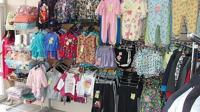 На Кубани производят детскую одежду, питание и игрушки. Фото: пресс-служба администрации Краснодарского края