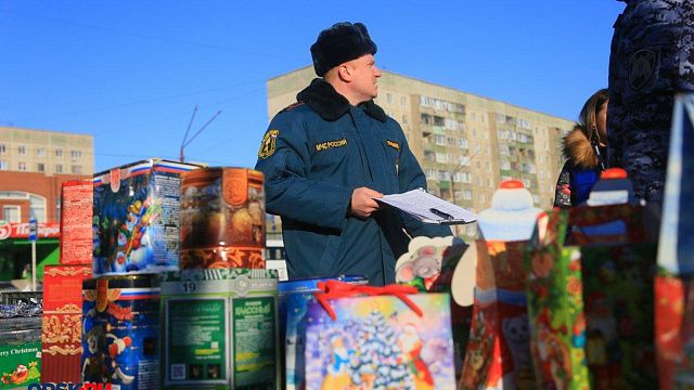 В Краснодаре у нелегальных торговцев изъяли пиротехнику на 120 тысяч рублей Фото: t.me/dps_kk