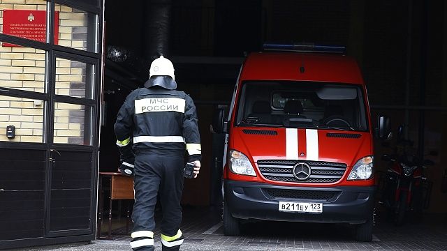 В Краснодаре сохраняется высокий уровень пожарной опасности. Фото: телеканал «Краснодар»