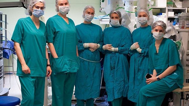 На Кубани провели операцию с использованием робота-хирурга для сохранения репродуктивного здоровья