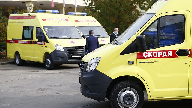 Кубань получит новые машины скорой помощи и школьные автобусы. Фото: Геннадий Аносов