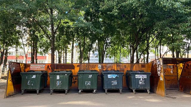 Краснодар постепенно перейдет на ежедневный вывоз строительного и крупного мусора с контейнерных площадок  Фото: Телеканал «Краснодар»