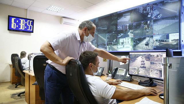 Камеры видеонаблюдения повышают безопасность граждан в городе. Фото: телеканал "Краснодар"