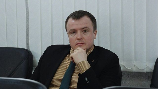 Новым членом Общественной палаты Краснодара станет Максим Жмутский. Фото: телеканал «Краснодар»