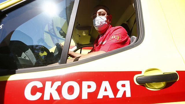 Губернатор Кубани поздравил работников скорой помощи с профессиональным праздником Фото: Телеканал «Краснодар»