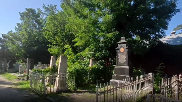Могилы погибших краснодарцев на Всесвятском кладбище. Фото: телеканал «Краснодар» 