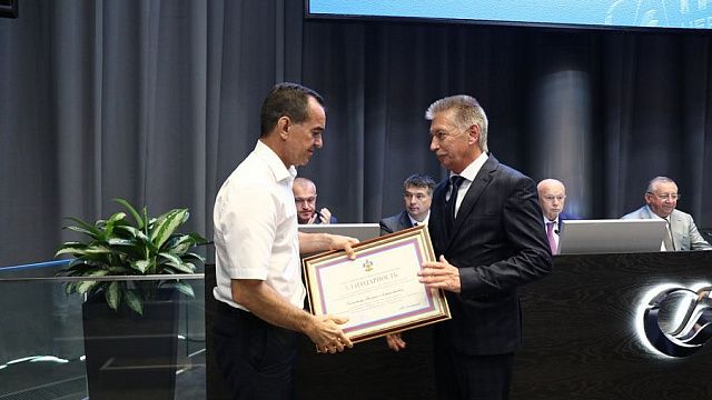 Губернатор Кубани поздравил новороссийскую нефтетранспортную компанию с 55-летием