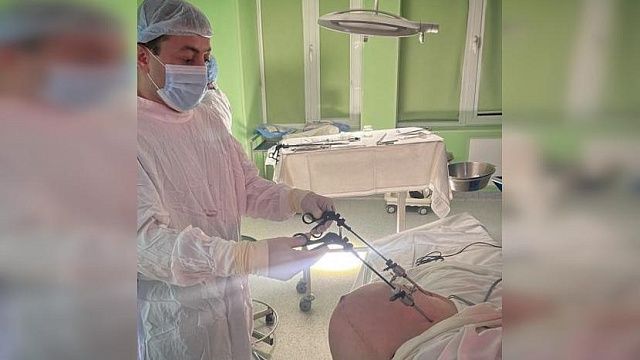Краснодарские хирурги успешно удалили аппендикс беременной на последних сроках Фото: ККБ-2