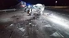На Кубани в ДТП с грузовиком погибли 2 человека