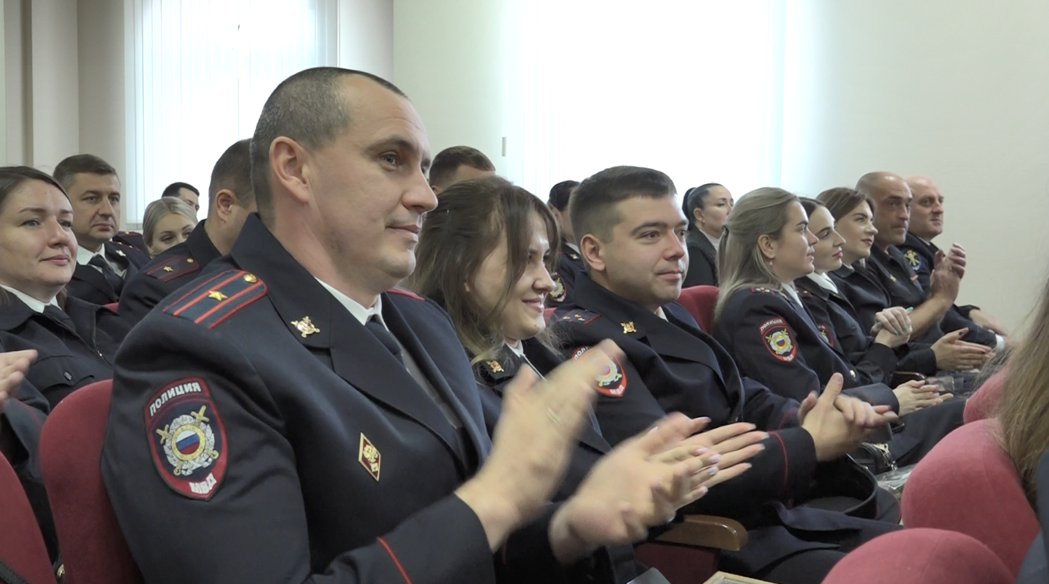 В День полиции в Краснодаре наградили лучших сотрудников МВД | 10.11.2023 |  Краснодар - БезФормата