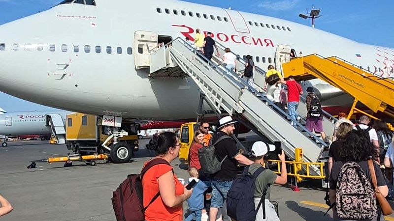 Пассажиры показали двухэтажные самолеты, которые запустили из Москвы в Сочи