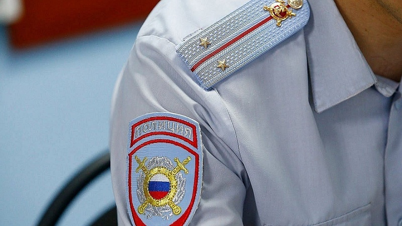 Появилось видео, как машина сбила людей на пешеходном переходе в Омске