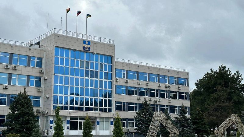 Депутат Иванов предложил наградить погибшего охранника техникума в Анапе 