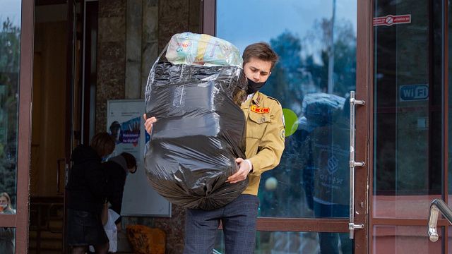 КубГАУ отправил первую «ГАЗель» с гуманитарным грузом для беженцев с Донбасса