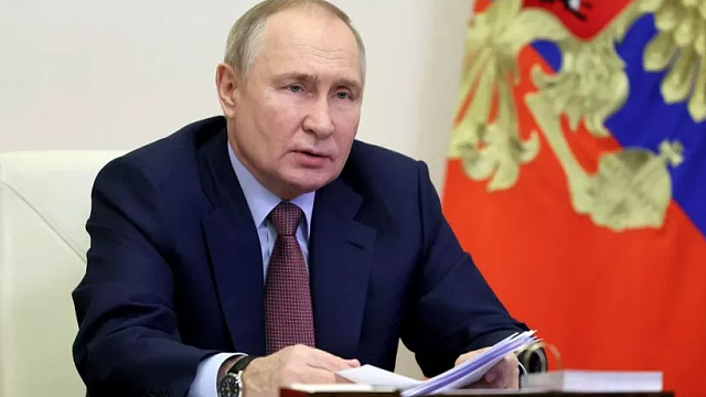 Владимир Путин подписал указ о статусе многодетной семьи. Фото: kremlin.ru