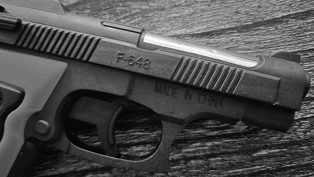 Судебный пристав открыл огонь по коллеге в рабочем кабинете в Татарстане