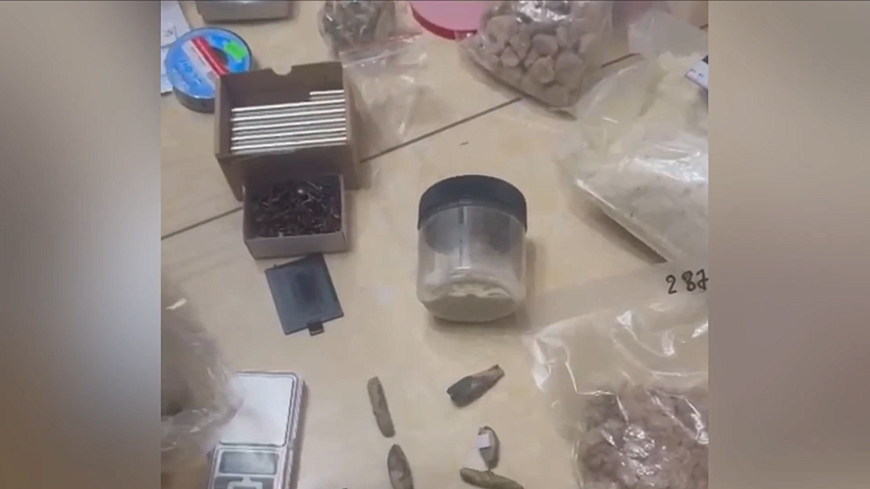 Женщину задержали за производство и сбыт «синтетики» в Сочи