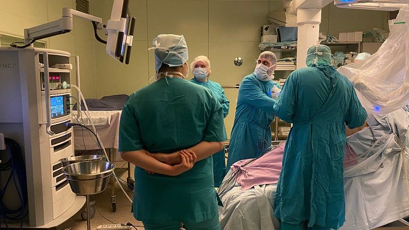 Школьница вдохнула шелуху от семечки и практически лишилась легкого в Москве