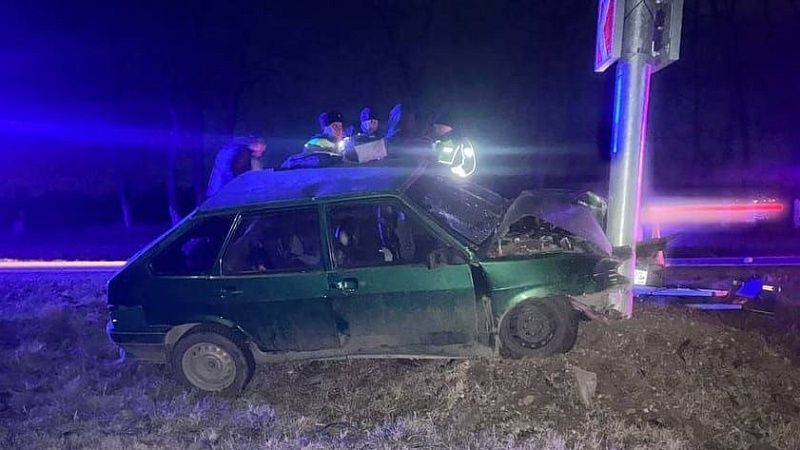 Мать и трое детей получили серьёзные травмы в ДТП в Мостовском районе