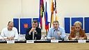 Евгений Наумов провёл встречу с жителями улицы Есенина в Краснодаре