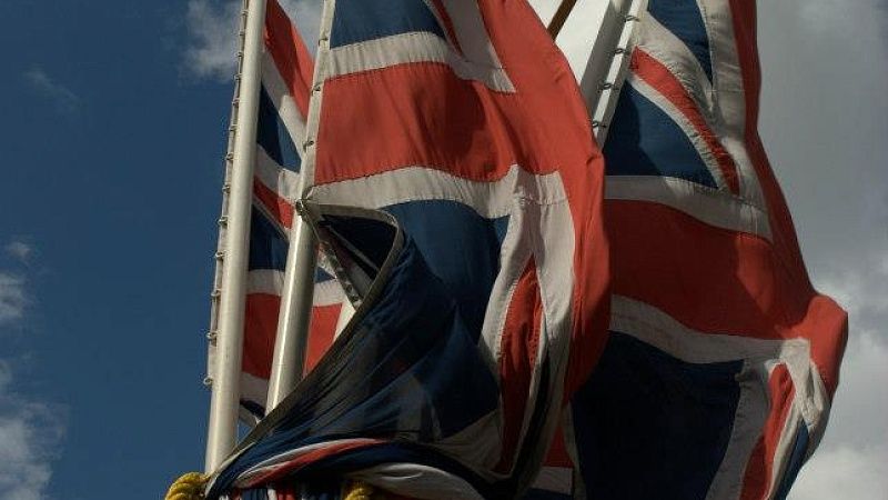 Переехавший в РФ иностранец не понимает, почему его лишили гражданства Британии