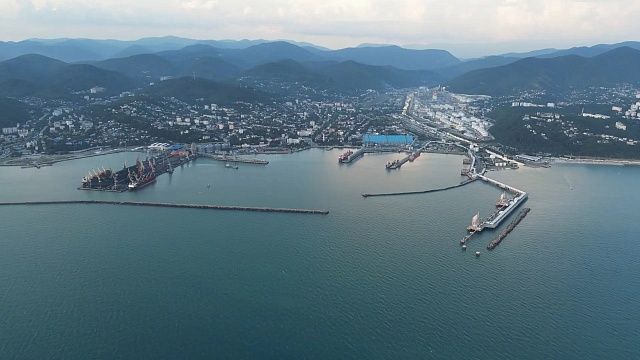 Пожар начался в результате падения БПЛА ВСУ на танкер и терминал в порту Туапсе