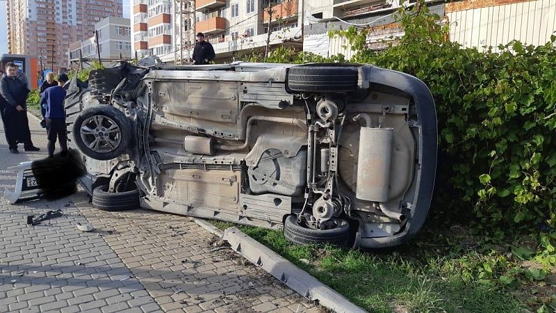 Впавшую в кому после страшного ДТП девочку из Новороссийска перевели в Краснодар