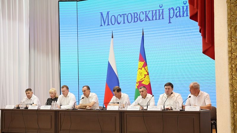 Губернатор Кубани поручил купить автобус для спортсменов с ОВЗ в Мостовском районе