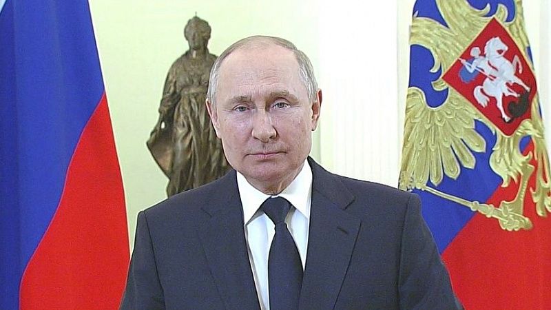 Владимир Путин поздравил россиянок с Международным женским днём и обьявил о новой выплате семьям