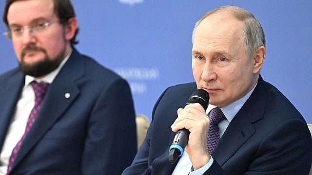 Владимир Путин назвал высокую ключевую ставку временным явлением. Фото: http://www.kremlin.ru/events/president/news/73250