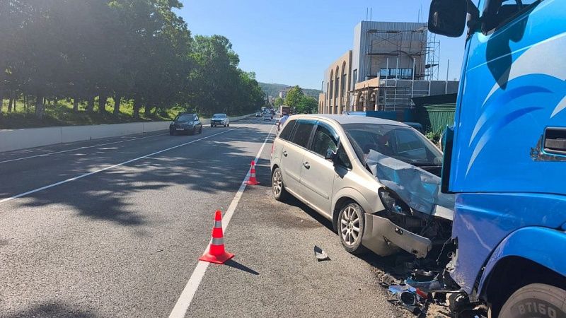 Ребёнок погиб в ДТП с фурой на трассе «Джубга –Сочи»