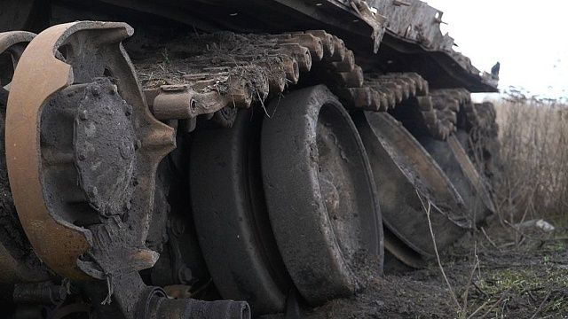 Российские военные взяли в плен и допросили на видео наёмника ВСУ из Вьетнама 