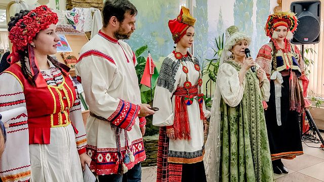 В краснодарской библиотеке прошла праздничная встреча под названием «Единство славянской культуры»
