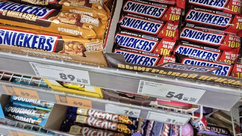 За кражу 20 плиток шоколада ответят в суде две женщины из Воронежа