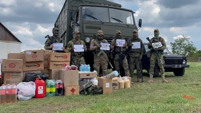 4 машины и 10 тонн лекарств передали из Краснодарского края бойцам на СВО