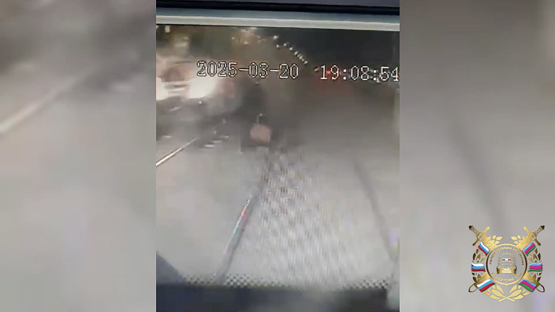 В соцсетях появилось видео из сбившего пенсионерку трамвая в Краснодаре