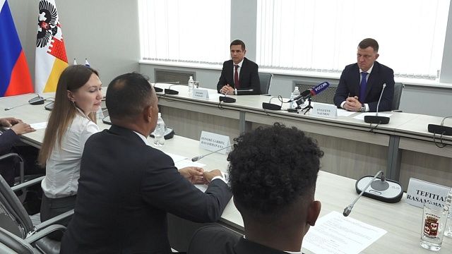 Глава Краснодара встретился с делегацией из Мадагаскара