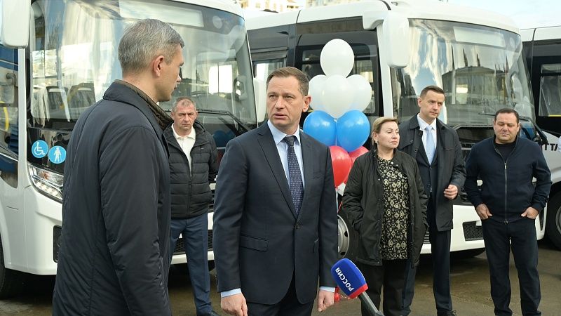 Для обновления городского транспорта 75 новых автобусов закупили в Сочи