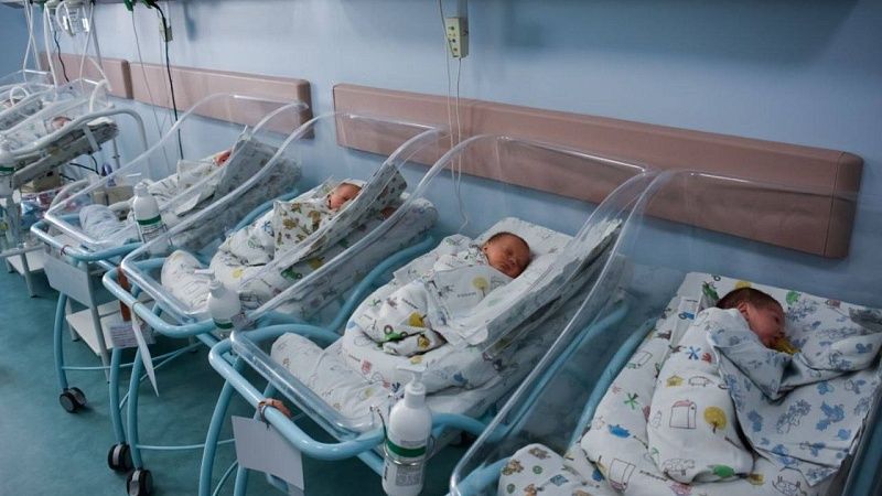 О рождении 156 малышей за сутки рассказали в минздраве Кубани