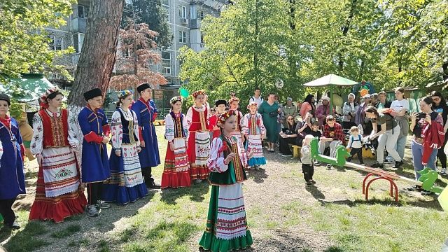 В преддверии Пасхи прошёл праздник двора в Краснодаре 