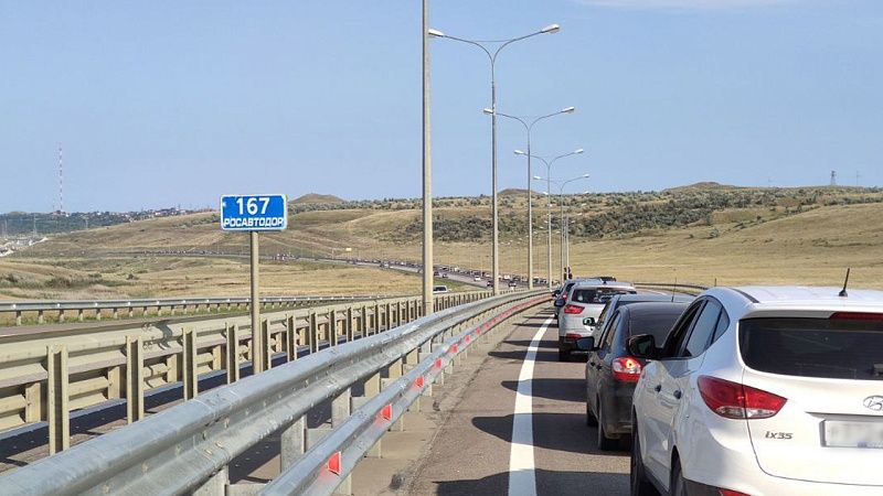 Рекордные 700 тысяч ненужных авто скопились на складах в России