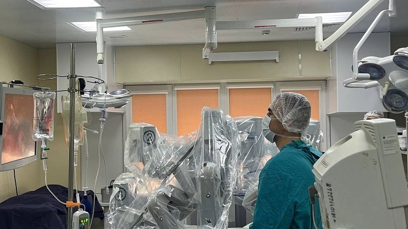 Врачи извлекли из тела пациента металлическую трубу длиной 25 см в Чувашии