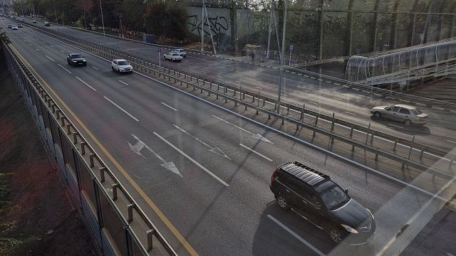 Праворульные и гибридные автомобили попали под запрет на ввоз в Россию