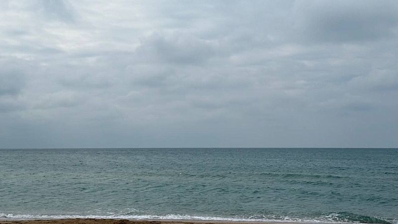 Больше 130 мешков с мазутом собрали водолазы с морского дна в Анапе 9 апреля