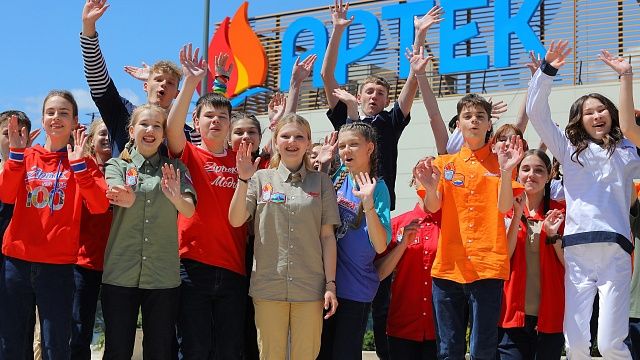 Вековой юбилей отметил Международный детский центр «Артек»