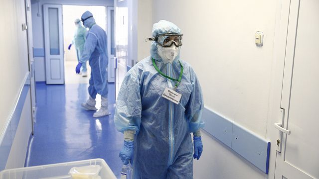 В ковидные отделения больниц Кубани госпитализировали еще 15 человек