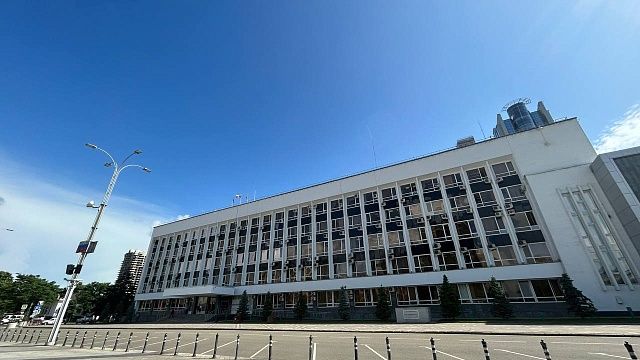 Депутаты Краснодара рассмотрят вопрос установки мемориальной доски в честь создателя праздника «Последний звонок»
