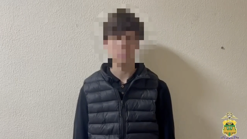 Подростки подрались с мужчиной в торговом центре Сочи