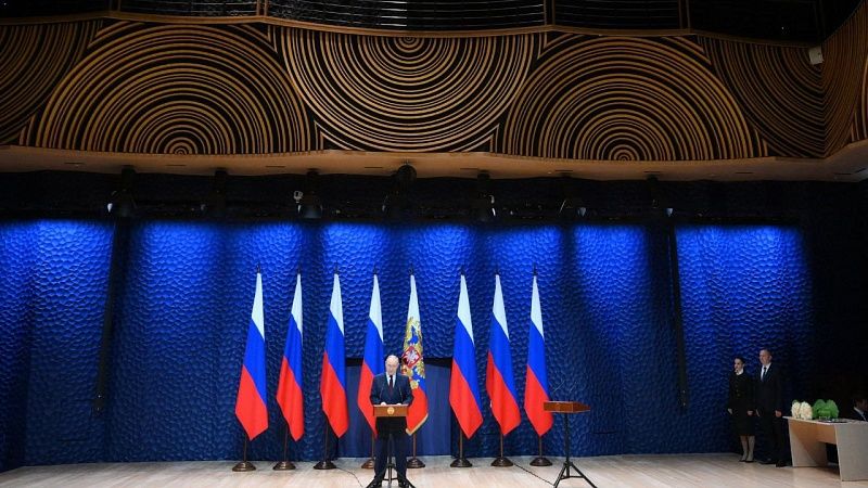 Кондратьев принял участие в мероприятиях с президентом России в Сириусе