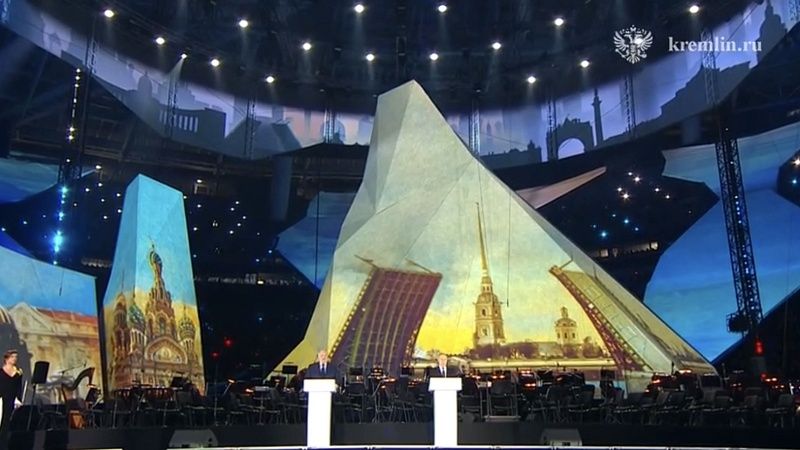 Путин и Лукашенко приняли участие в концерте-реквиеме в Санкт-Петербурге